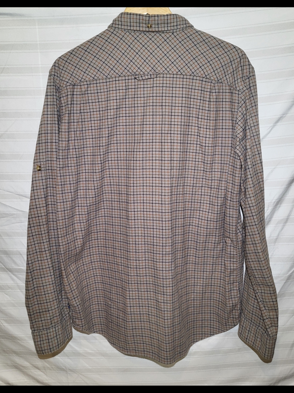 Fjallraven Men's Gray Plaid Button-Down Shirt - Picture 4 of 7